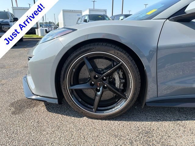 Used 2025 Chevrolet Corvette E-Ray w/ Stealth Interior Trim Package AWD/4WD image 8