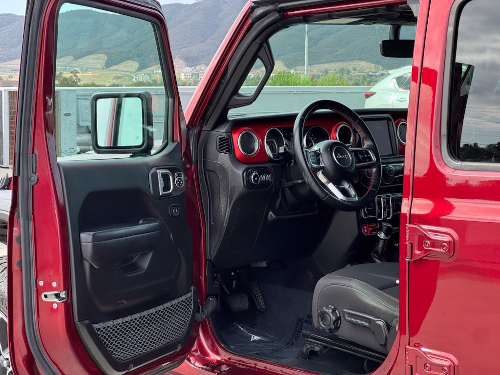 Used 2021 Jeep Wrangler Unlimited Rubicon AWD/4WD image 8