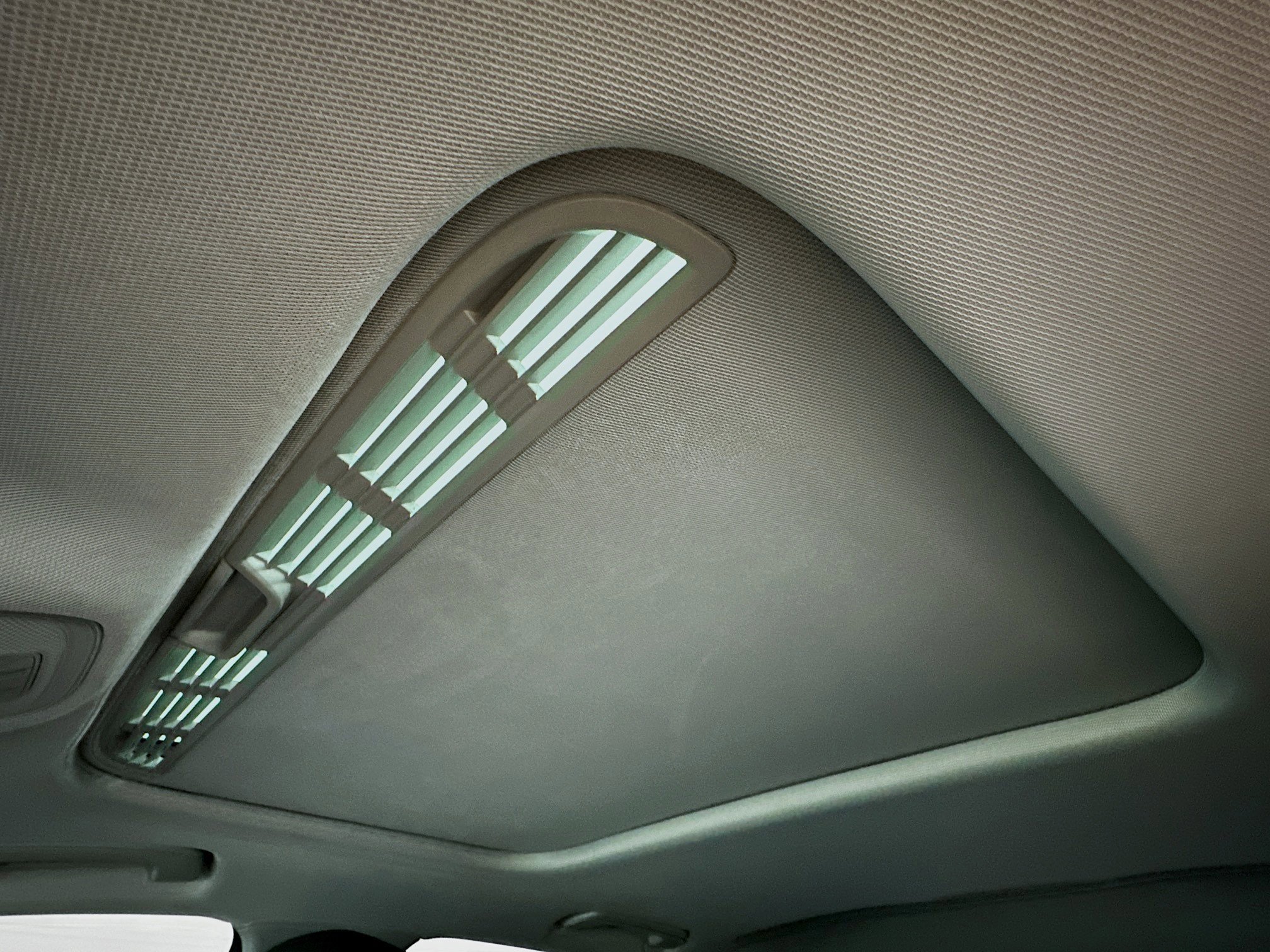 Used 2017 Audi A4 2.0T Premium image 25