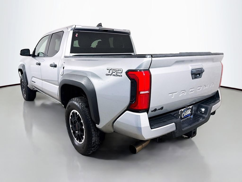 Used 2024 Toyota Tacoma TRD Off-Road image 5