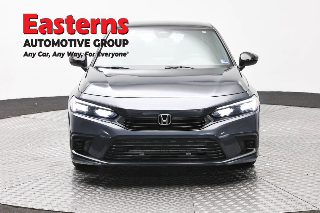 Used 2023 Honda Civic Sport image 2