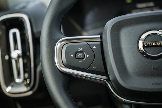 New 2026 Volvo XC40 B5 Plus w/ Climate Package AWD/4WD image 31