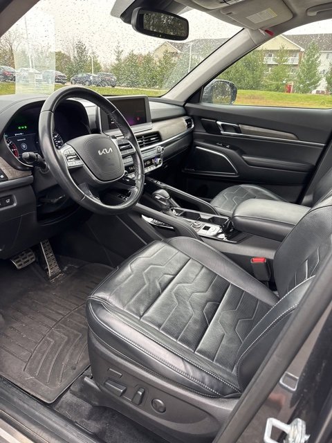 Used 2022 Kia Telluride SX w/ SX Prestige Package image 5