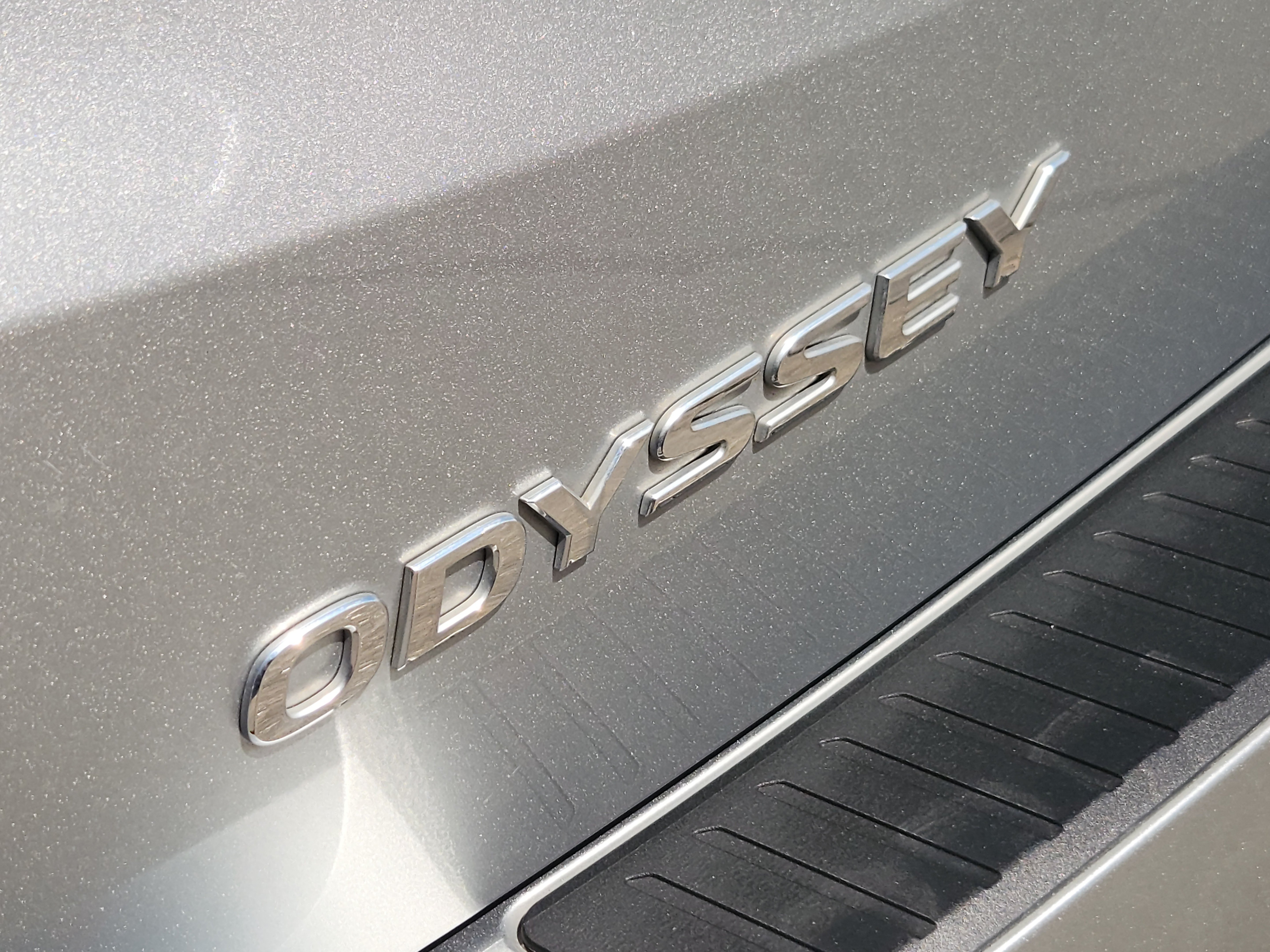 Used 2025 Honda Odyssey Touring image 12