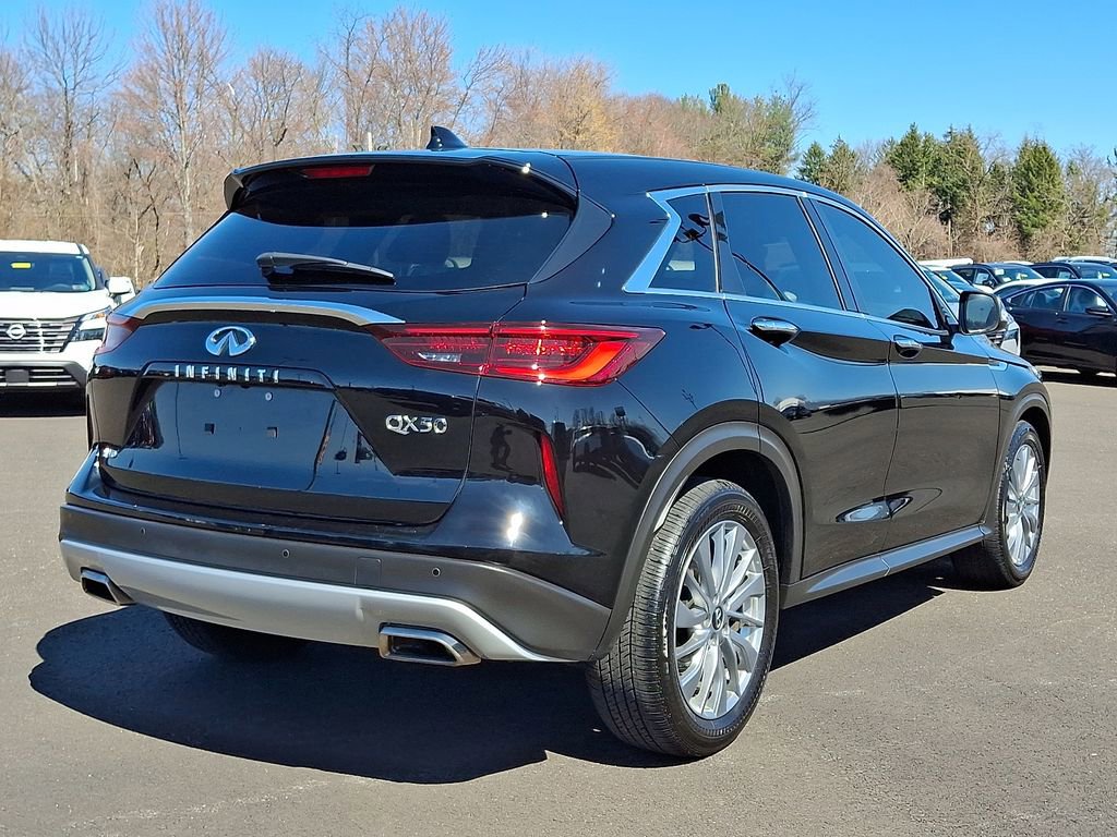 Used 2025 INFINITI QX50 Pure AWD/4WD image 6