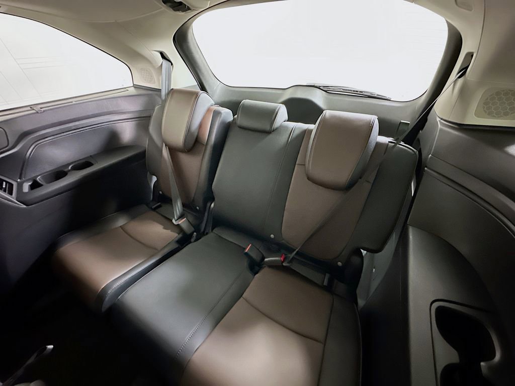 New 2026 Honda Odyssey Elite image 4