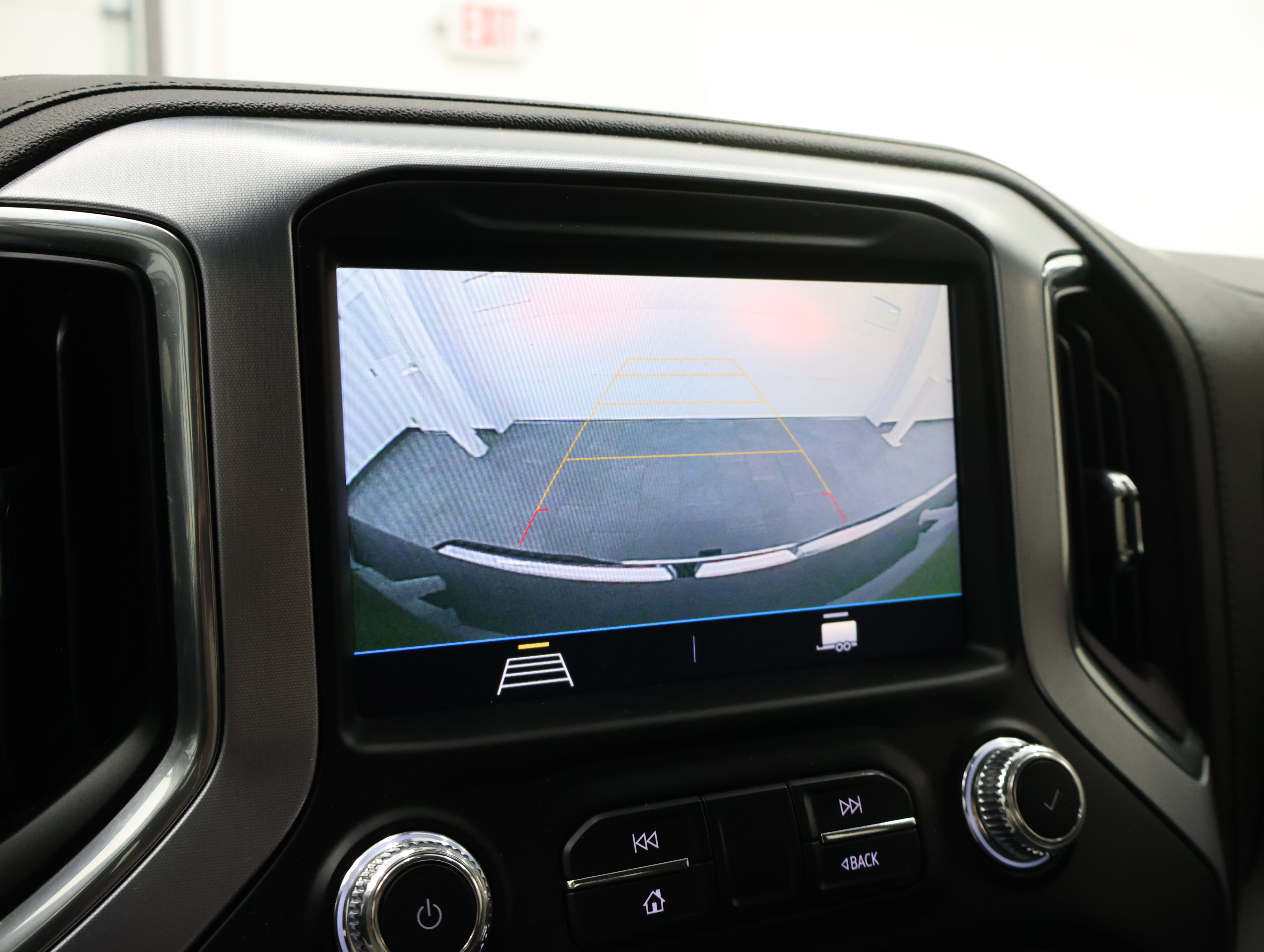 Used 2023 GMC Sierra 2500 SLE AWD/4WD image 16