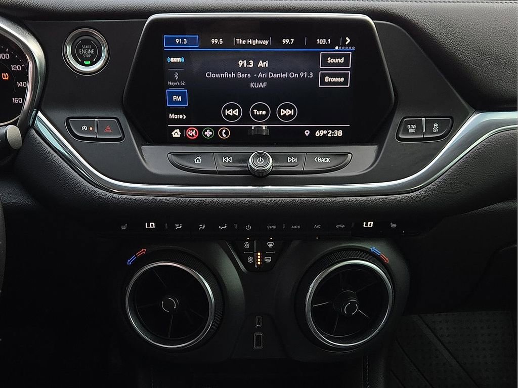 Used 2020 Chevrolet Blazer LT image 11