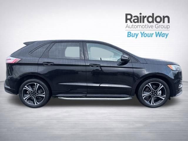 Used 2019 Ford Edge ST image 9