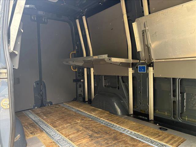Used 2018 Mercedes-Benz Sprinter 2500 image 20