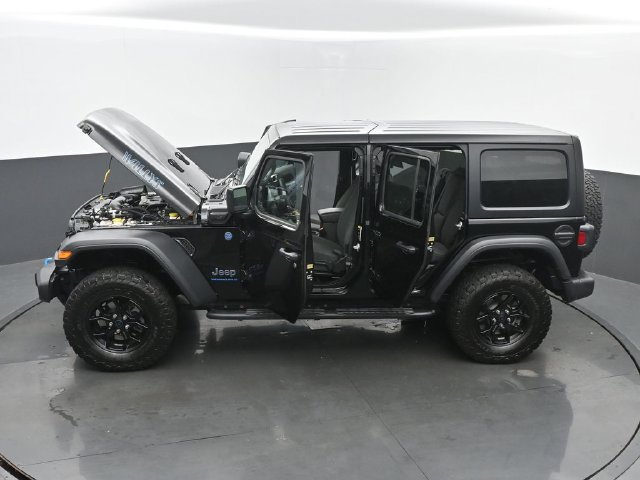 Used 2024 Jeep Wrangler Unlimited AWD/4WD image 61