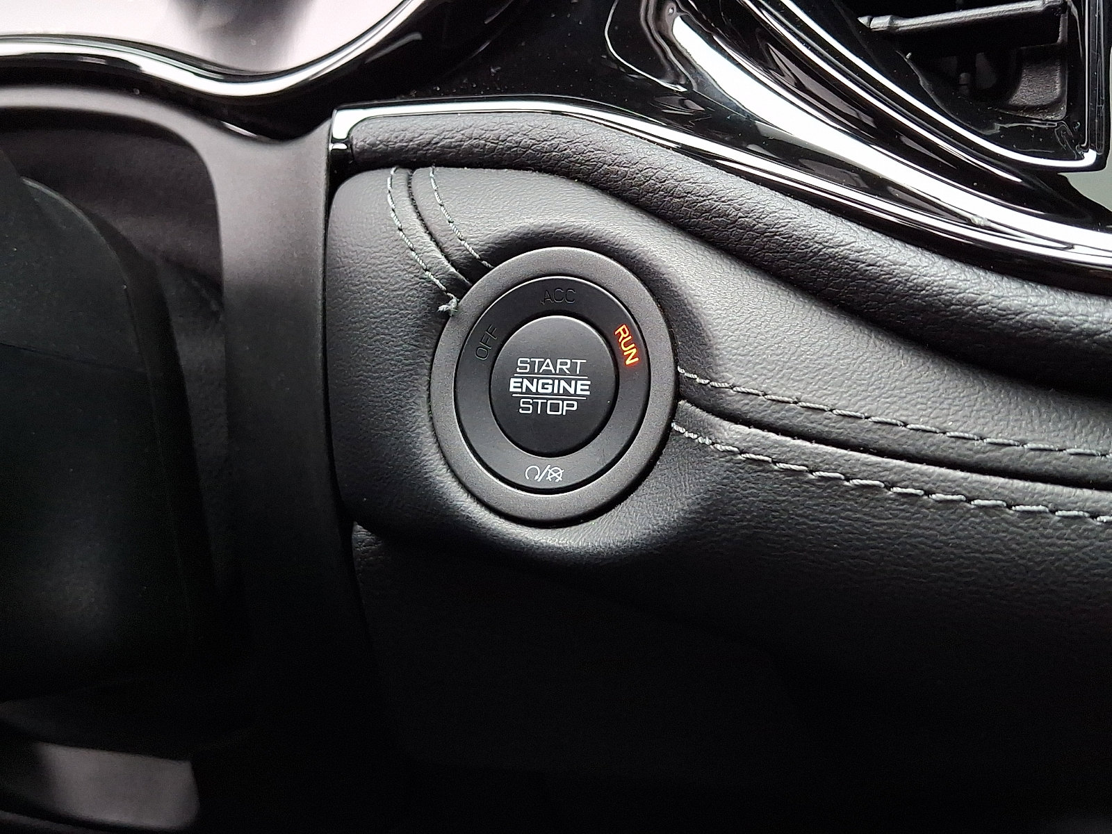 Used 2022 Dodge Durango GT image 30