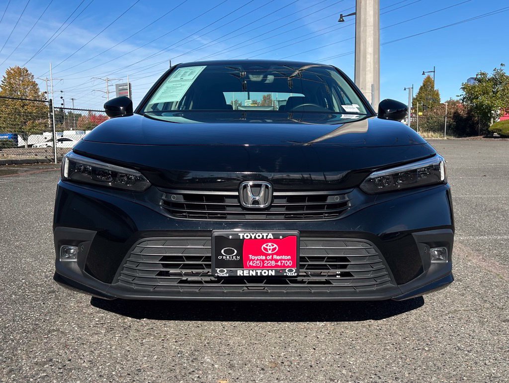 Used 2023 Honda Civic Touring image 2