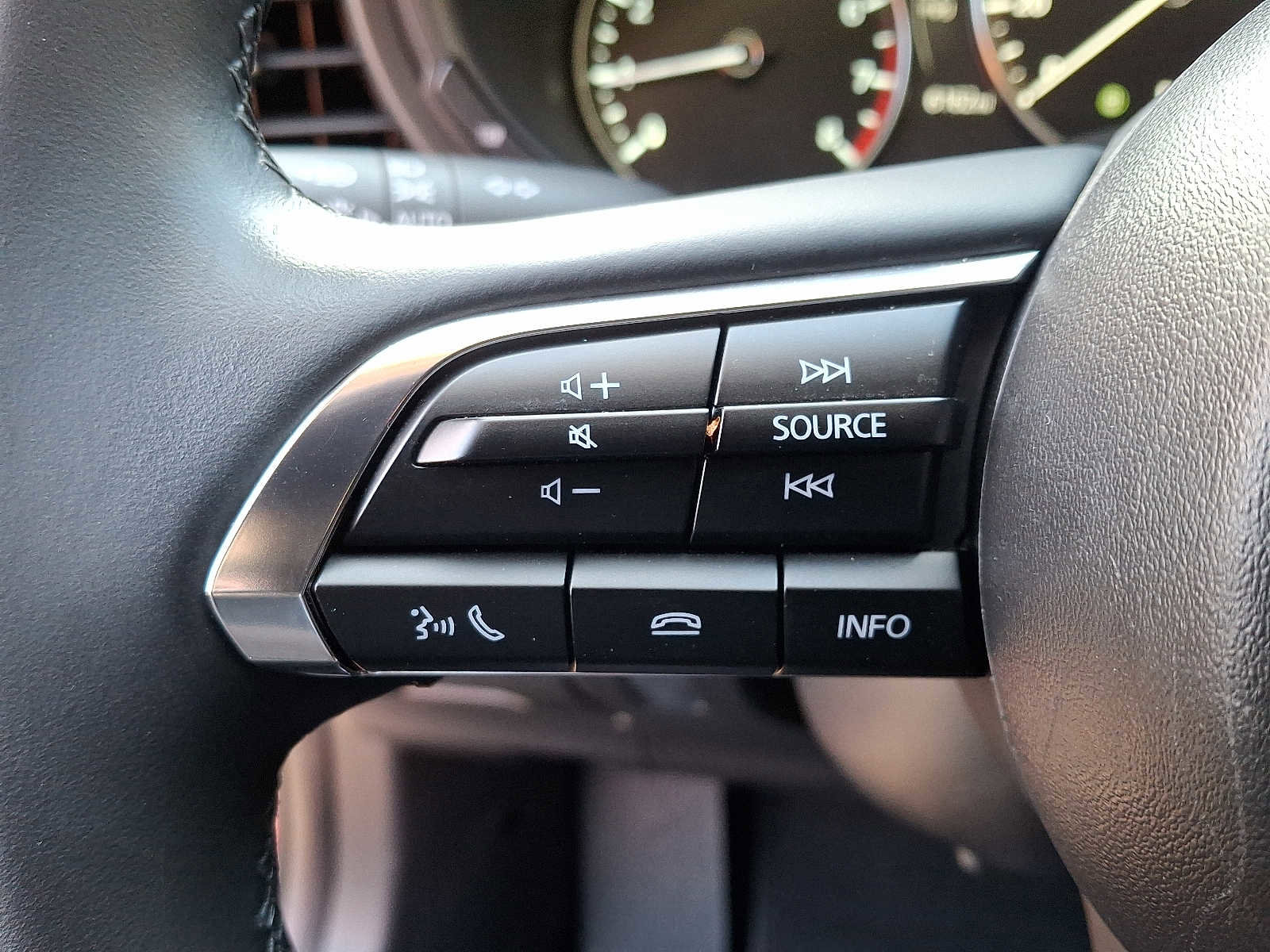 Used 2025 MAZDA CX-30 AWD 2.5 S w/ Select Sport Pkg image 21