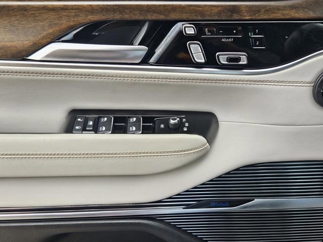 Used 2022 Jeep Grand Wagoneer Series I image 31
