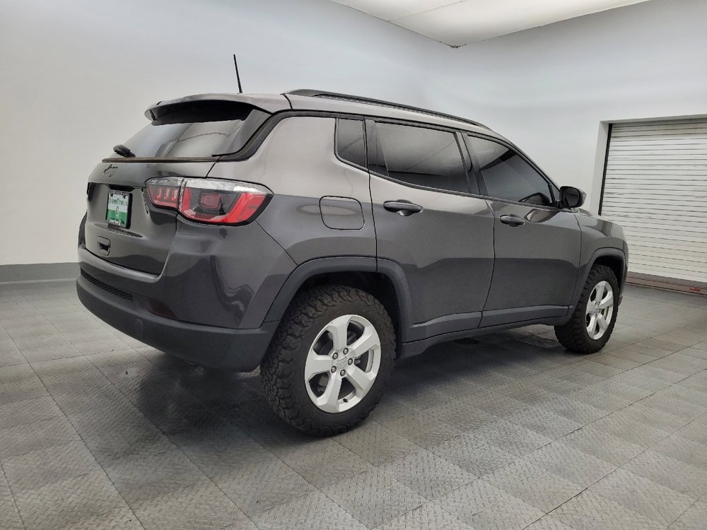 Used 2020 Jeep Compass Latitude image 9