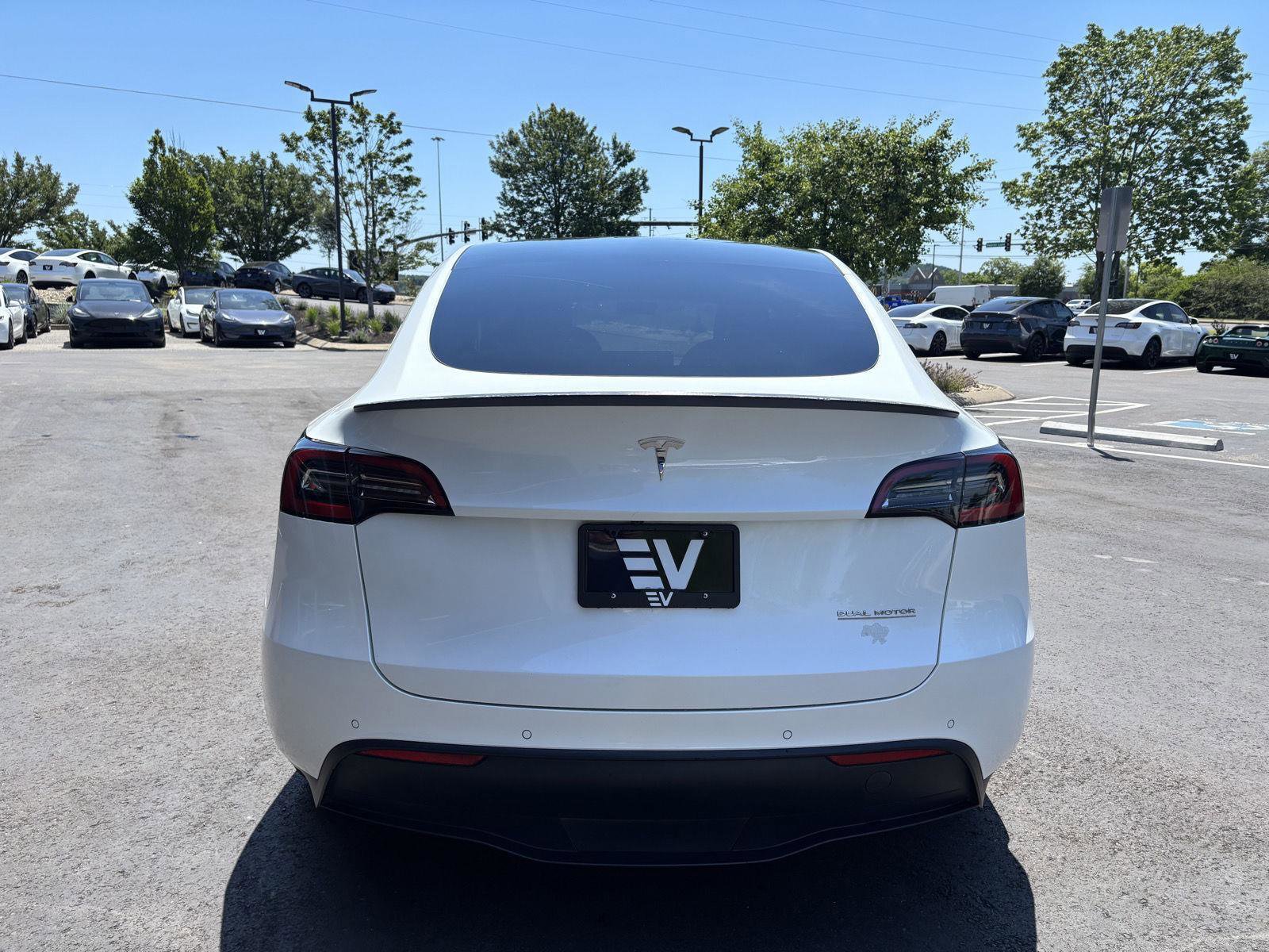 Used 2022 Tesla Model Y Performance AWD/4WD image 8