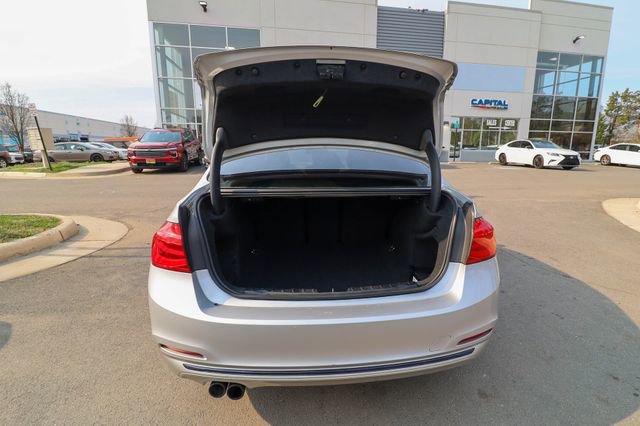 Used 2018 BMW 330i xDrive Sedan w/ Convenience Package image 36