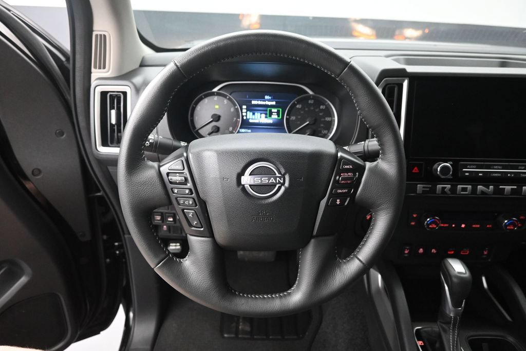 Used 2025 Nissan Frontier SV w/ SV Convenience Package AWD/4WD image 20