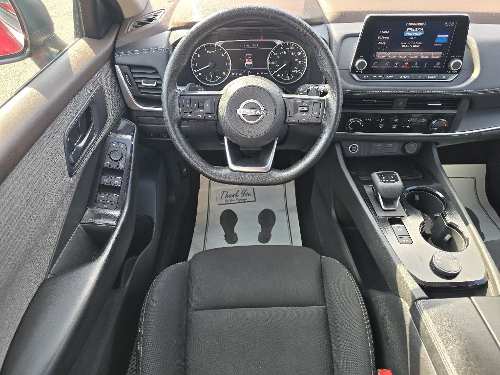Used 2023 Nissan Rogue S image 3