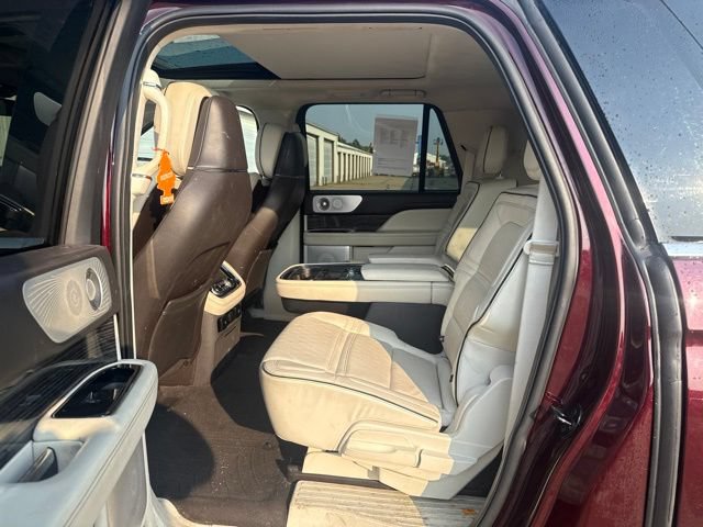 Used 2018 Lincoln Navigator L Black Label AWD/4WD image 6