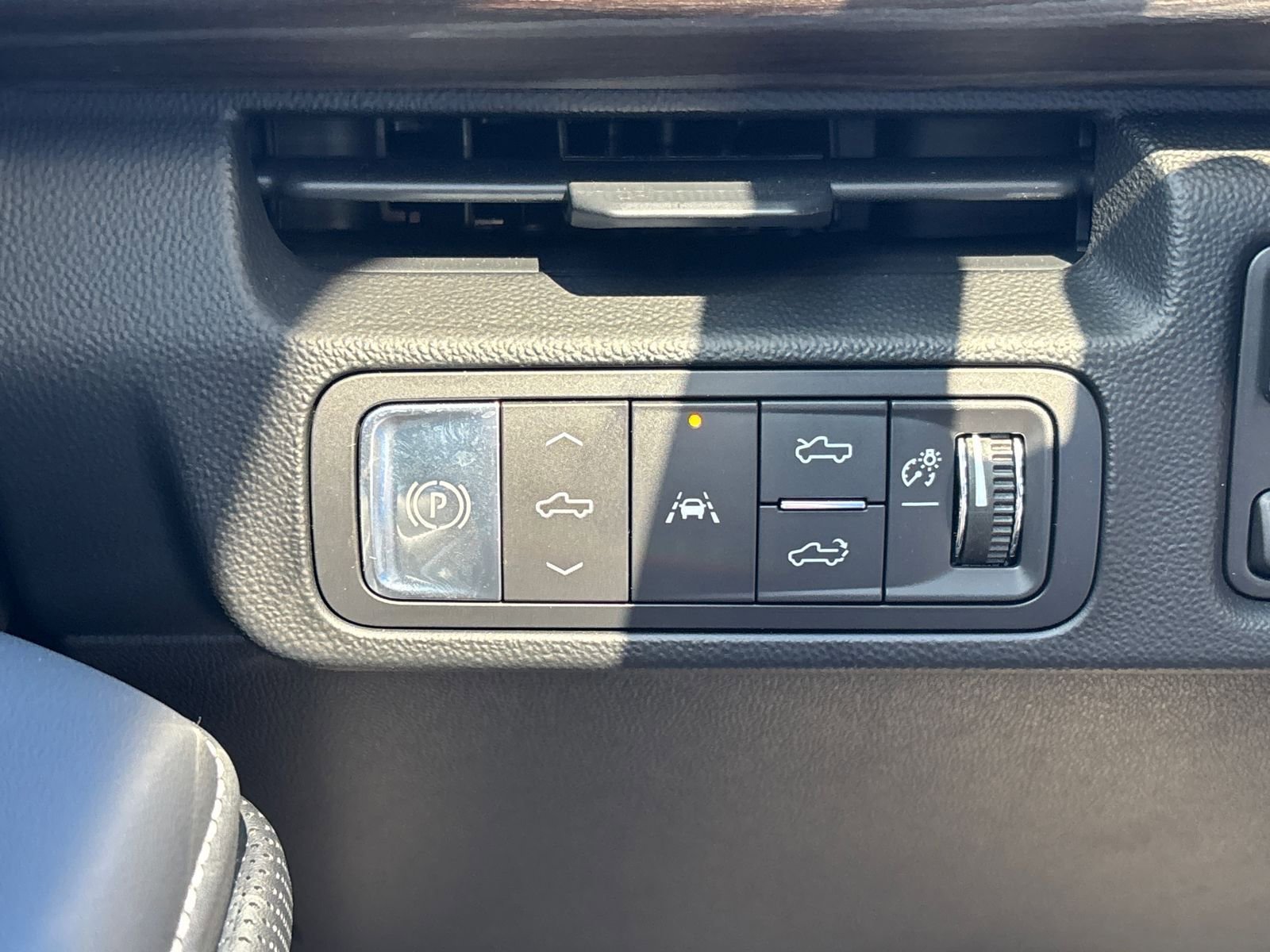 New 2026 GMC Sierra EV Denali image 16