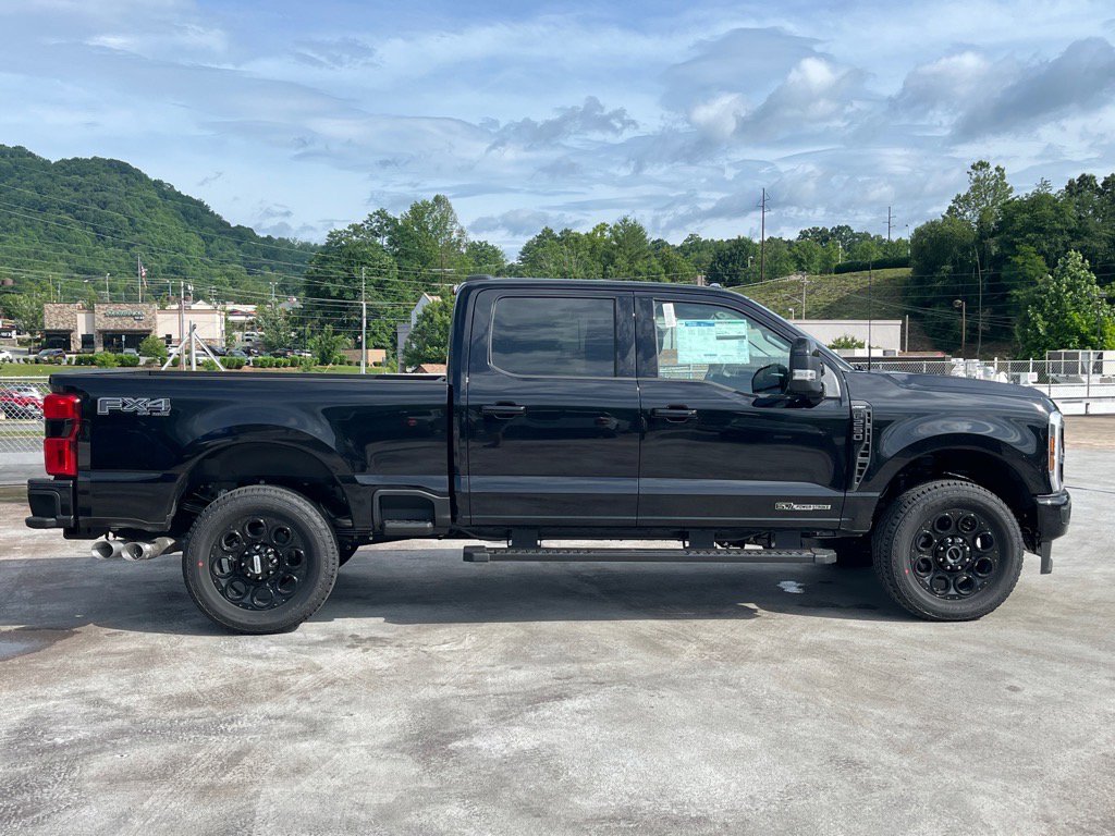 New 2025 Ford F250 Lariat w/ Black Appearance Package image 2