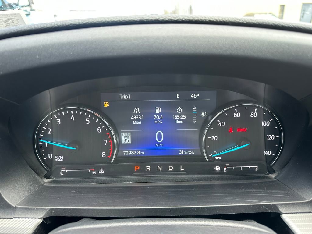 Used 2022 Ford Explorer XLT w/ Equipment Group 202A AWD/4WD image 23