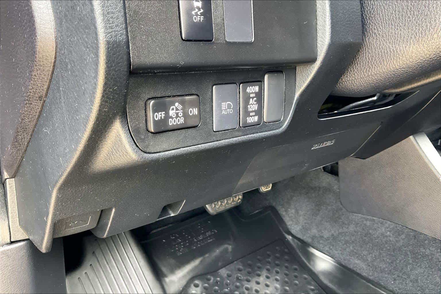 Used 2022 Toyota Tacoma TRD Sport w/ Technology Package AWD/4WD image 35