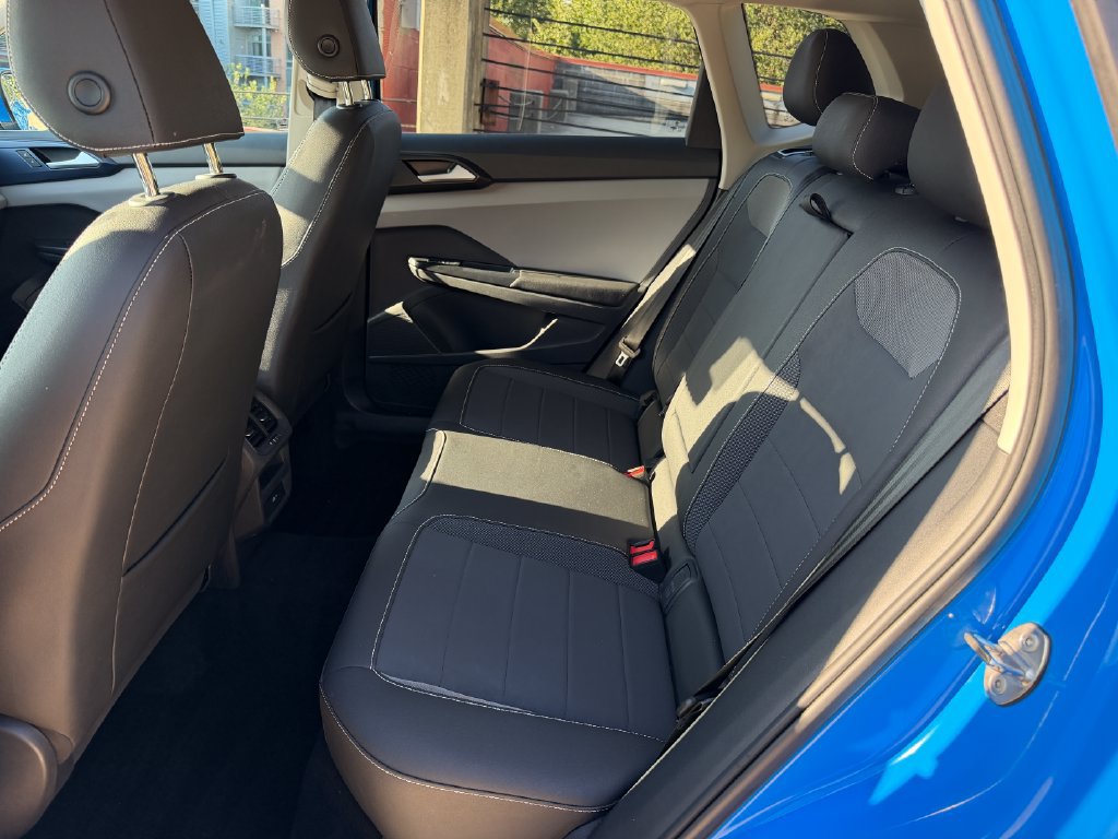 Certified 2023 Volkswagen Taos SE AWD/4WD image 24