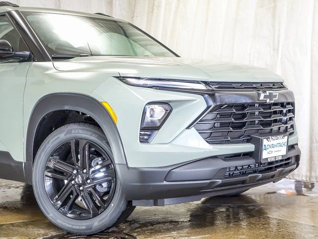 New 2026 Chevrolet TrailBlazer LT w/ Midnight Edition image 3