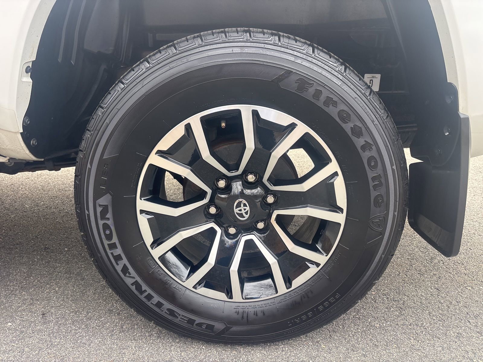 Used 2023 Toyota Tacoma TRD Sport w/ Technology Package image 38