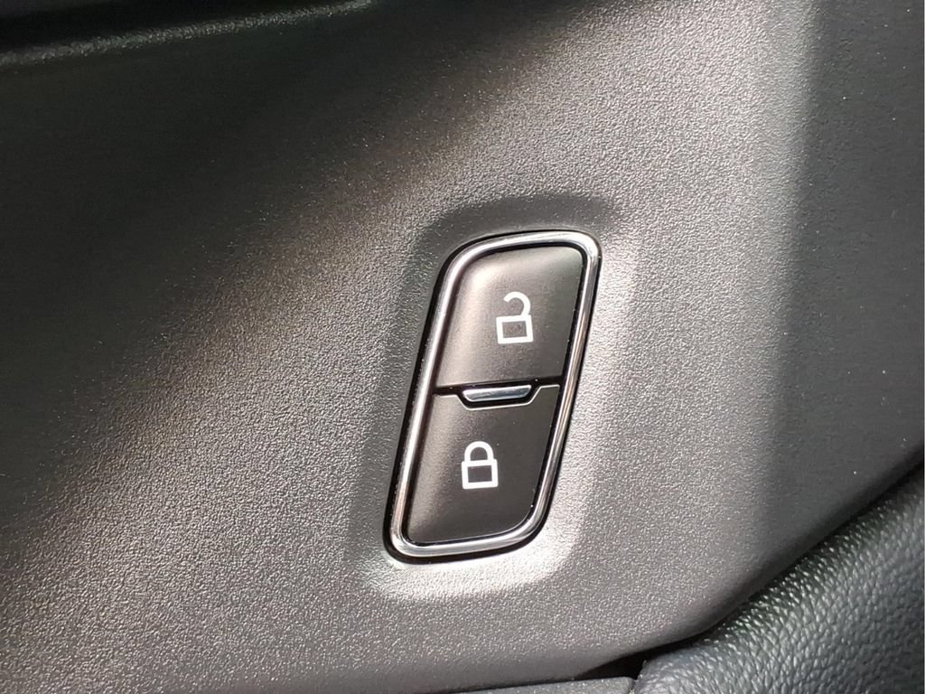 Used 2024 Ford Expedition Max XLT RWD image 17