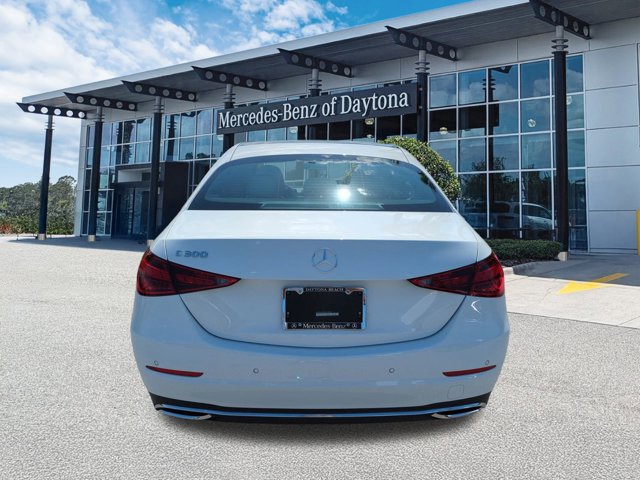 Used 2025 Mercedes-Benz C 300 Sedan image 5