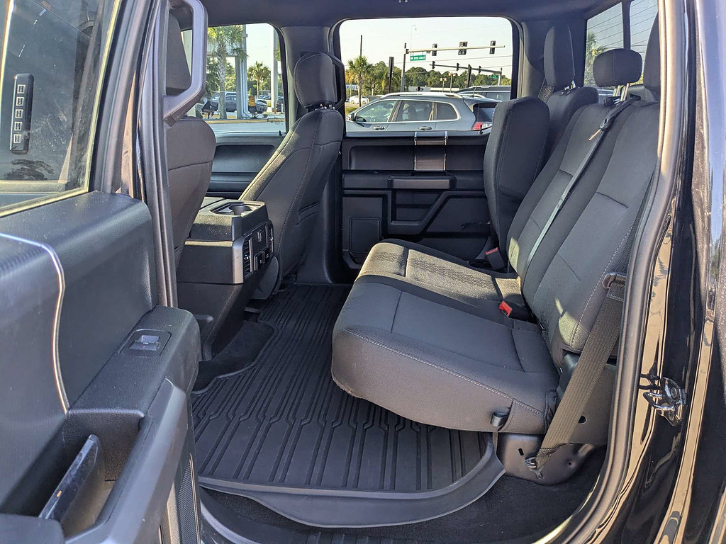 Used 2020 Ford F150 XLT w/ Equipment Group 302A Luxury AWD/4WD image 13