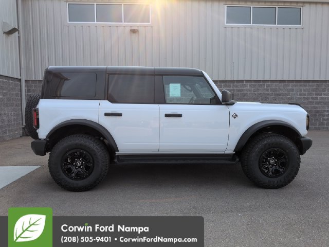 New 2026 Ford Bronco Outer Banks w/ Sasquatch Package AWD/4WD image 2