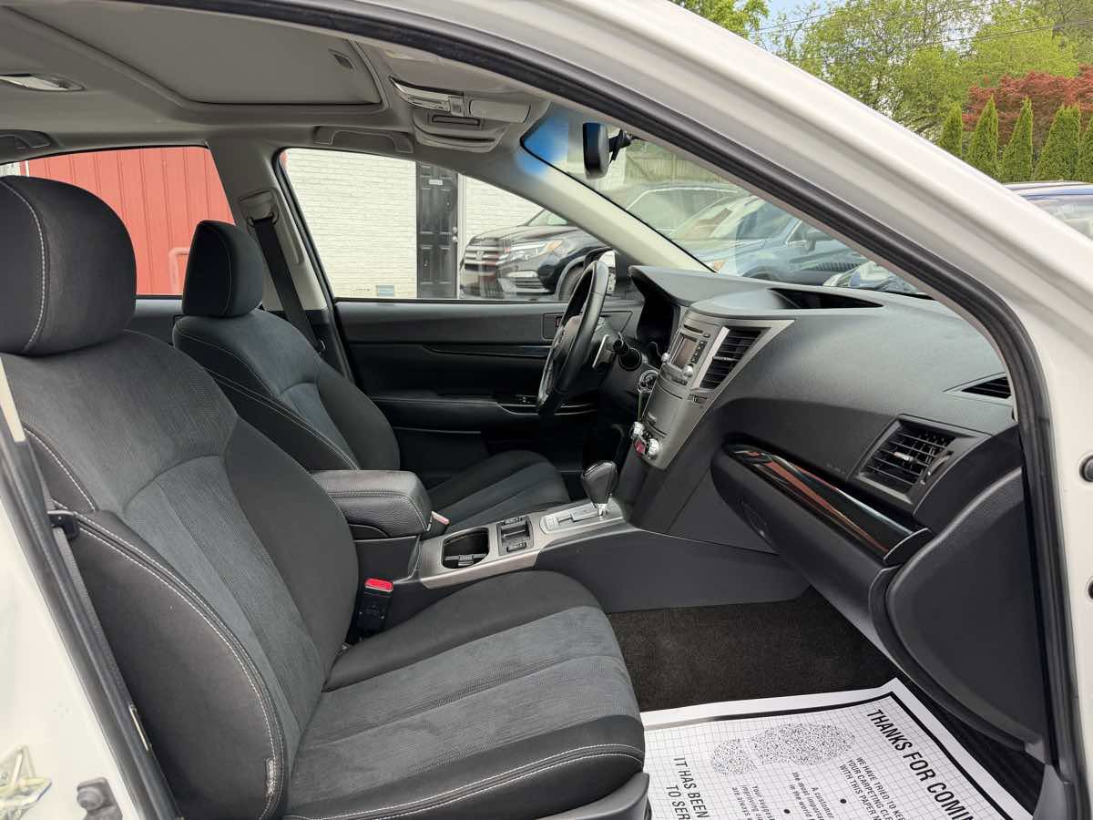 Used 2014 Subaru Legacy 2.5i Sport AWD/4WD image 10