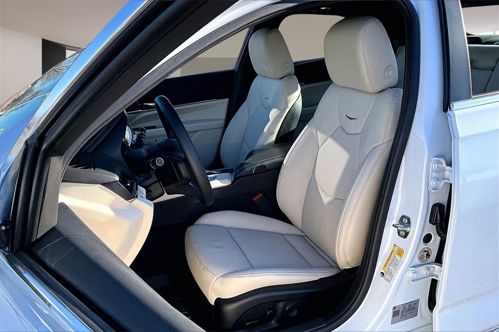 New 2026 Cadillac CT4 Premium Luxury image 9