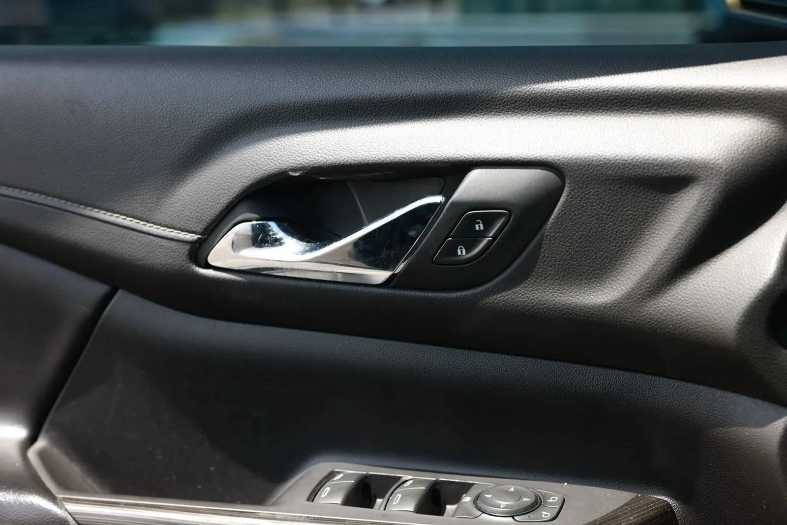 Used 2019 GMC Acadia SLT FWD image 24