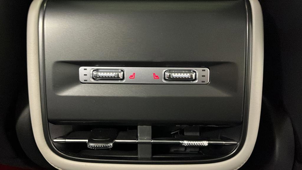 Used 2025 Lincoln Nautilus Premier w/ Equipment Group 102A AWD/4WD image 45