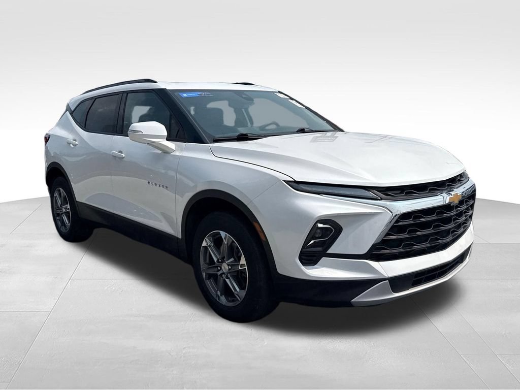 Used 2023 Chevrolet Blazer LT w/ LPO, Floor Liner Package FWD image 17