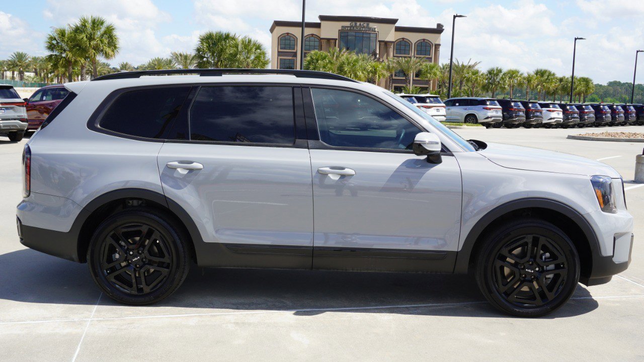 Used 2024 Kia Telluride SX X-Line image 4
