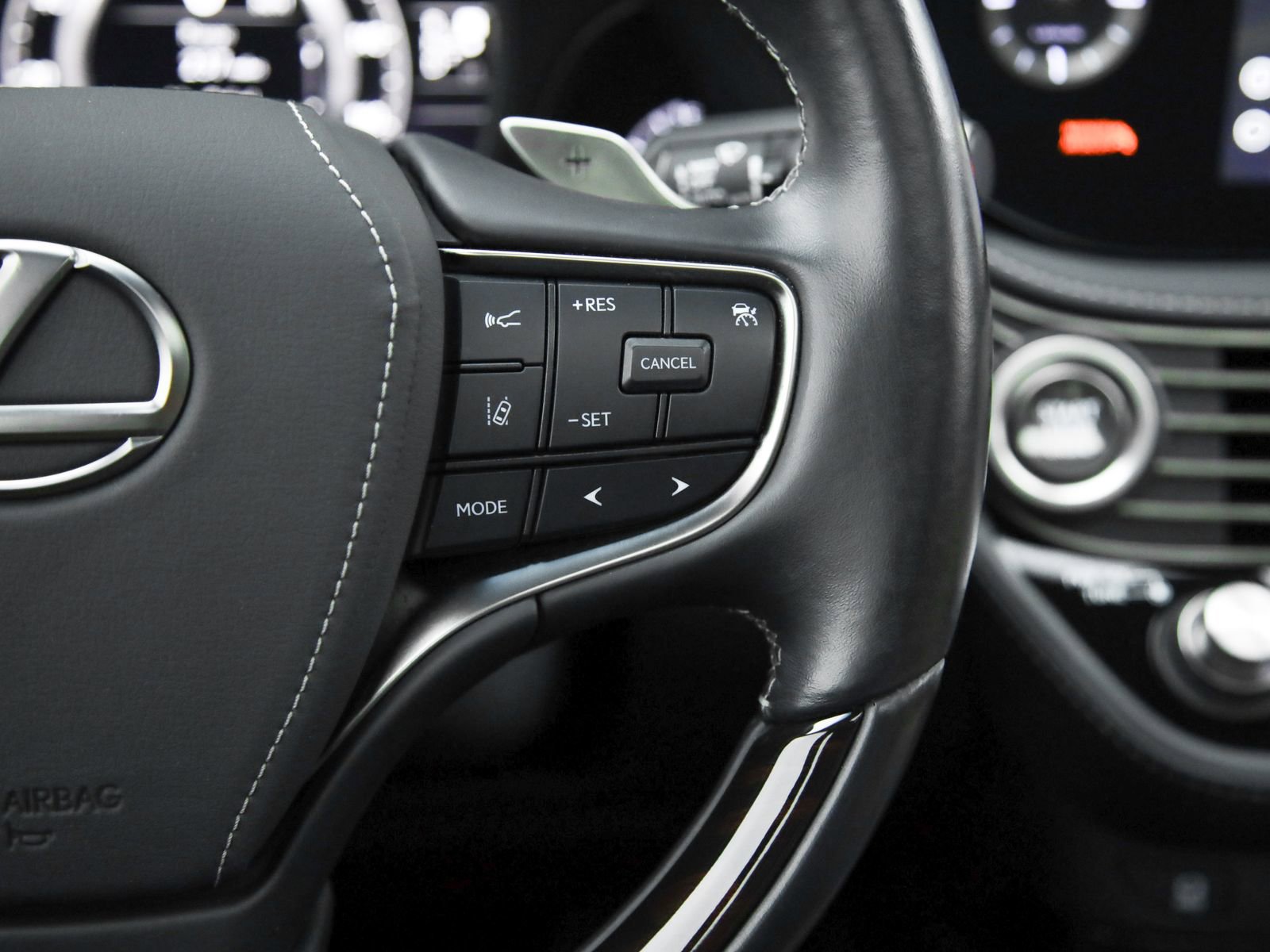 Used 2022 Lexus LS 500 w/ Interior Upgrade Package RWD image 16