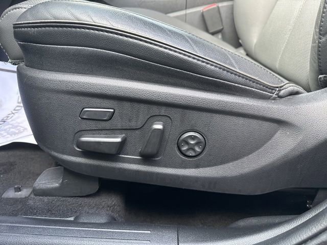 Used 2023 Hyundai Santa Fe Limited AWD/4WD image 30