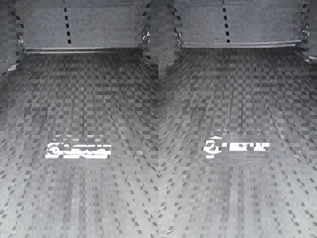 Used 2021 Lexus UX 250h w/ Premium Package image 10