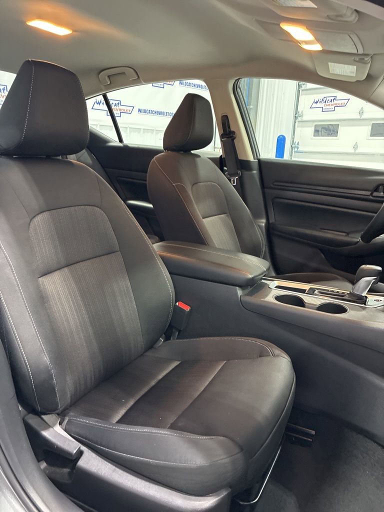 Used 2025 Nissan Altima 2.5 S image 32
