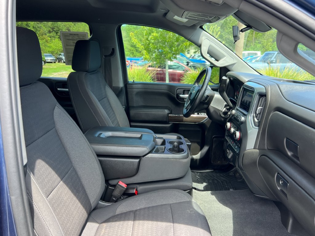 Used 2022 Chevrolet Silverado 1500 LT w/ Safety Package AWD/4WD image 20