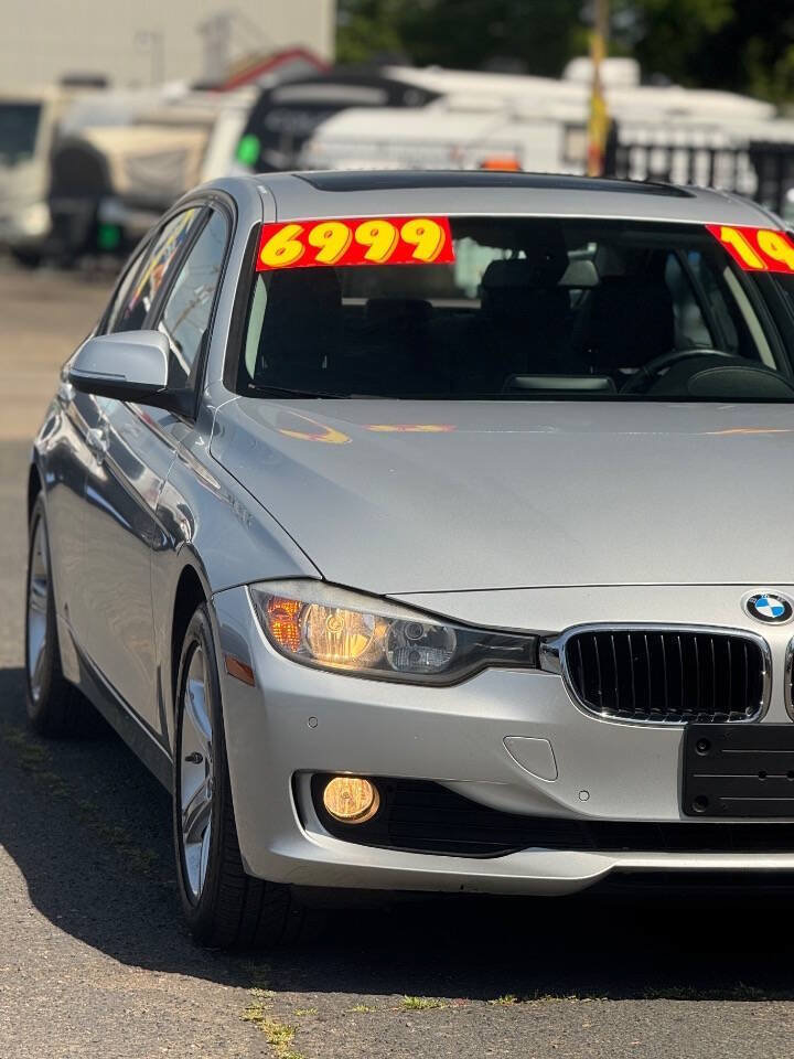 Used 2014 BMW 320i xDrive Sedan AWD/4WD image 9
