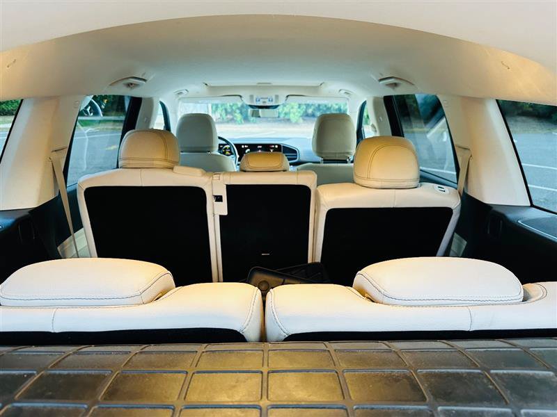 Used 2021 Mercedes-Benz GLS 450 4MATIC image 25