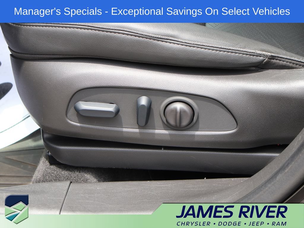Used 2023 Buick Encore GX Essence w/ Advanced Technology Package AWD/4WD image 24